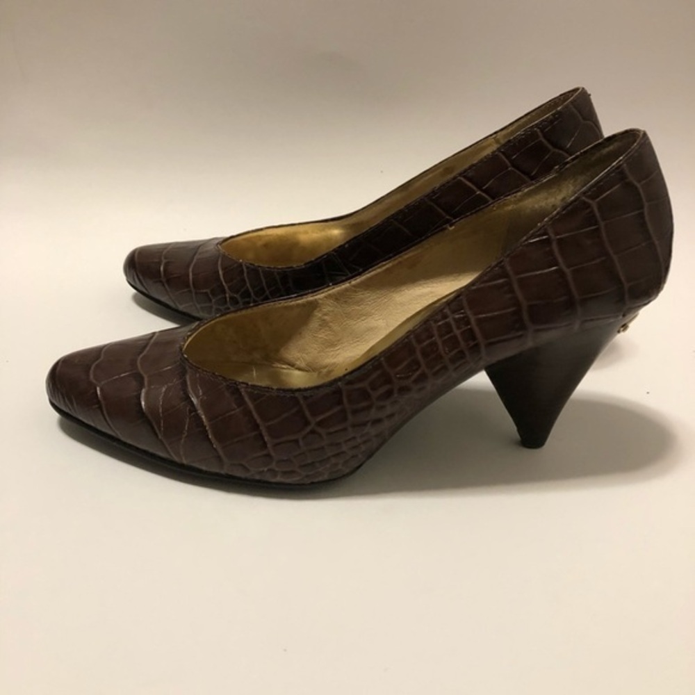 Michael‎ Michael Kors Shoes Women’s Size 7.5M Slip On Heel Has Scuff Mark
